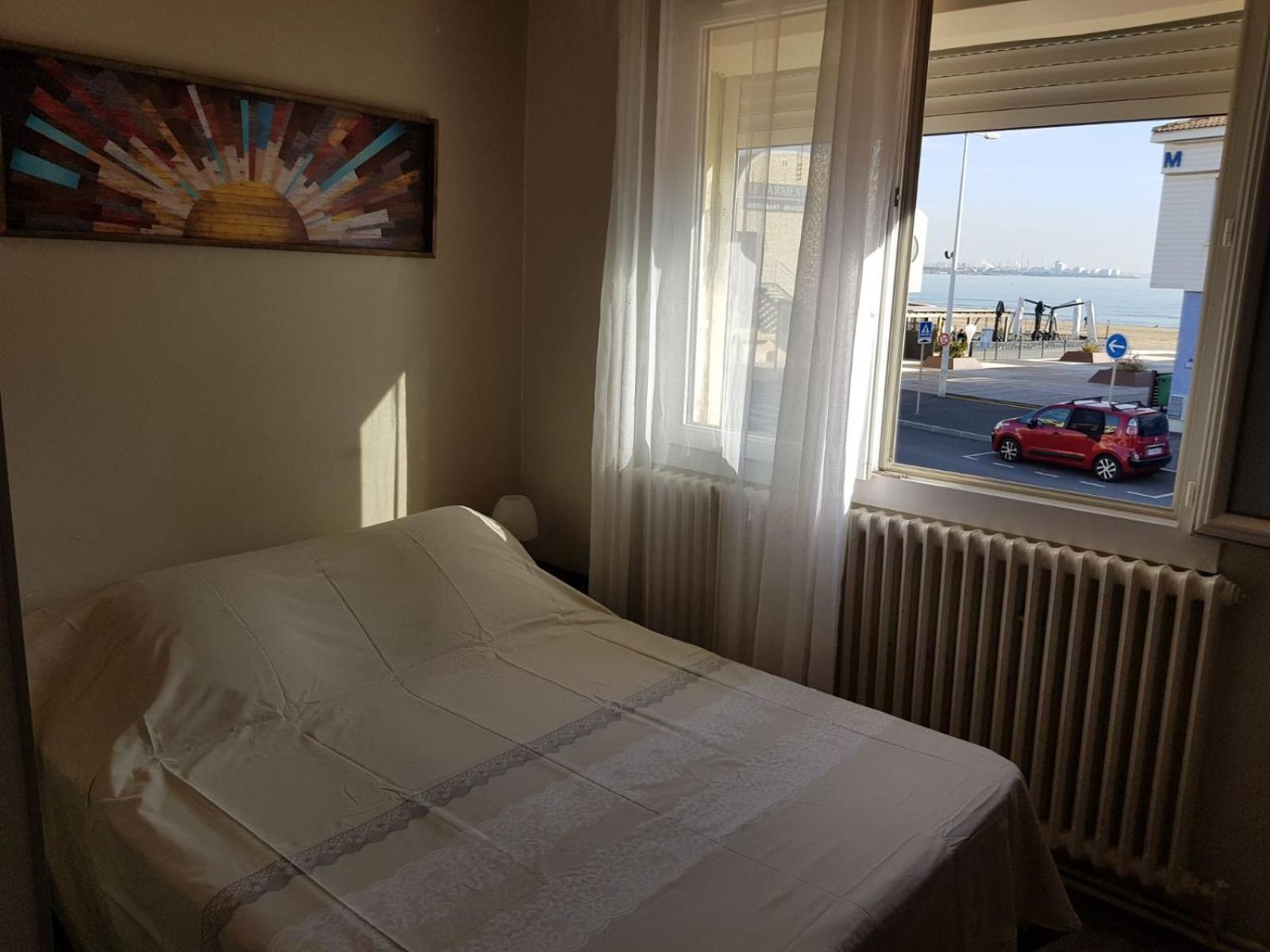 Hotel Restaurant Calypso Fos-sur-Mer Kültér fotó