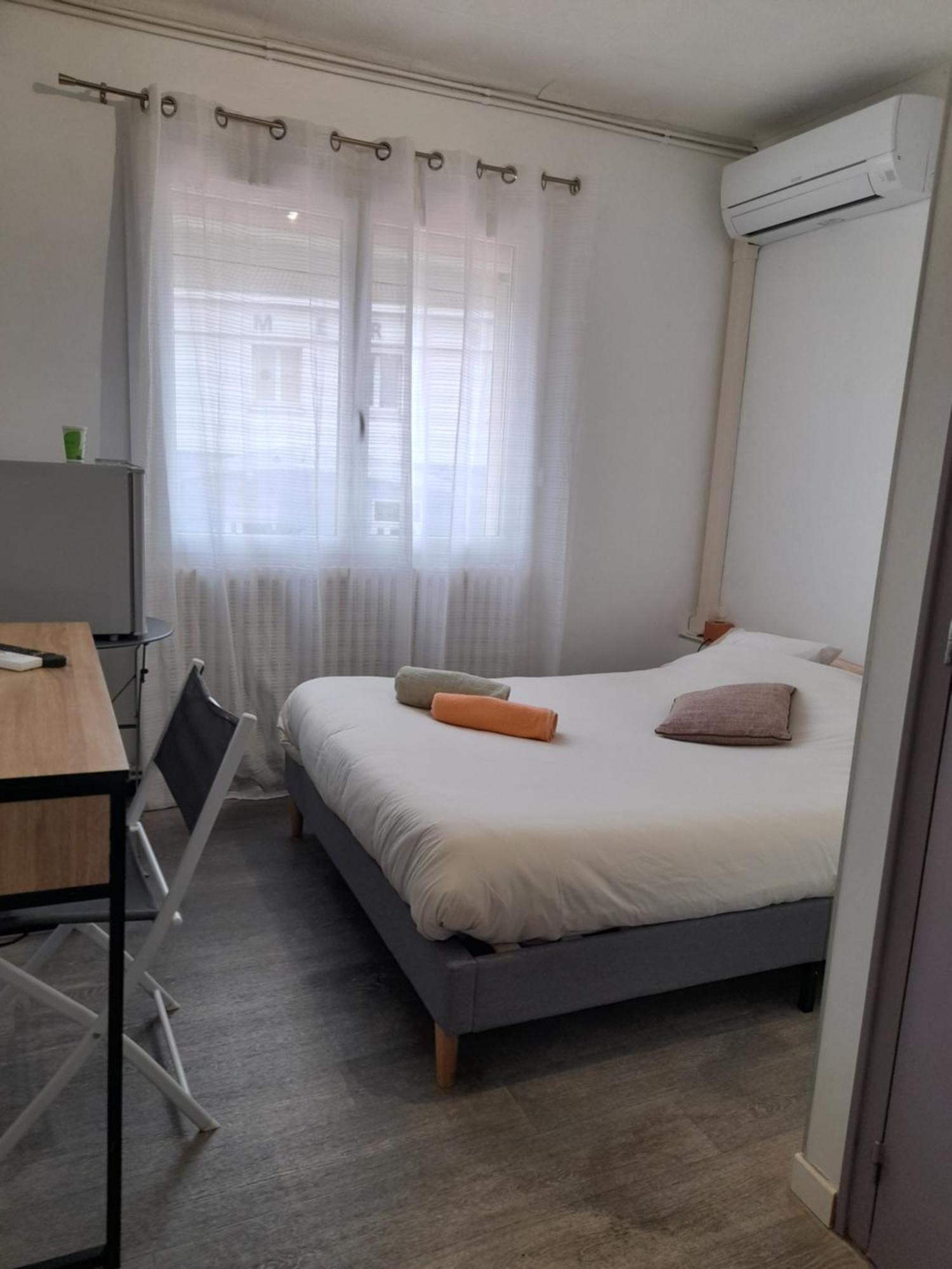 Hotel Restaurant Calypso Fos-sur-Mer Kültér fotó