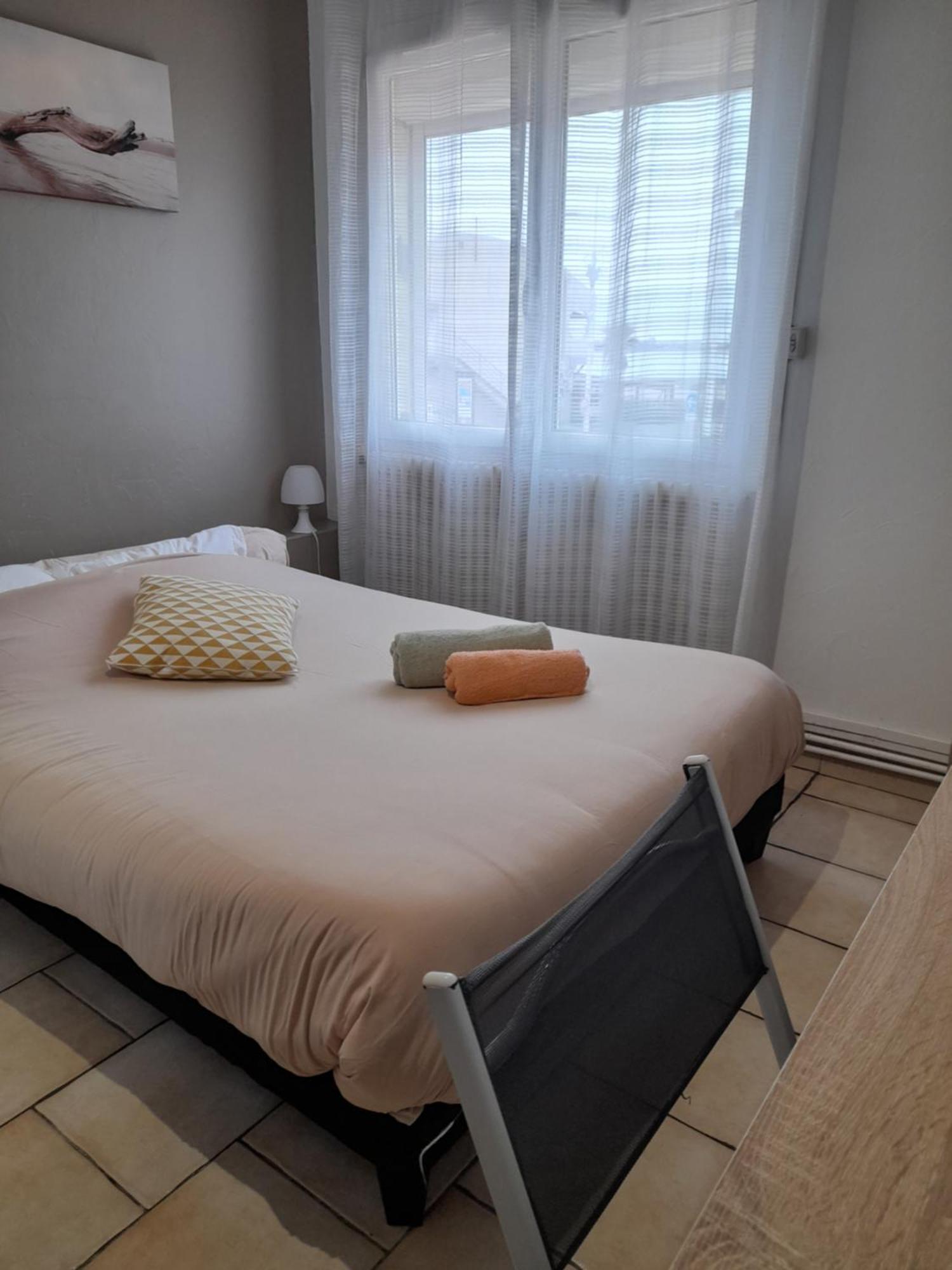 Hotel Restaurant Calypso Fos-sur-Mer Kültér fotó
