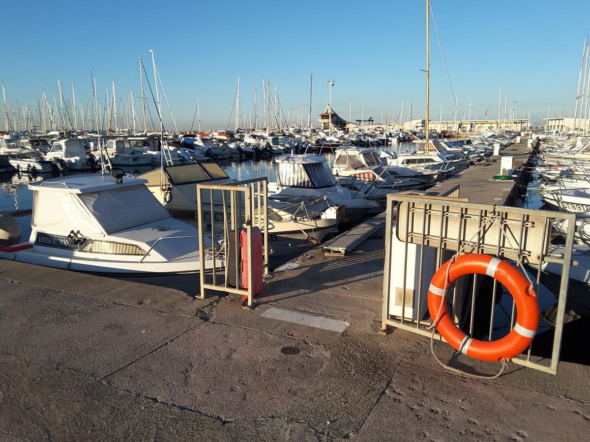 Hotel Restaurant Calypso Fos-sur-Mer Kültér fotó